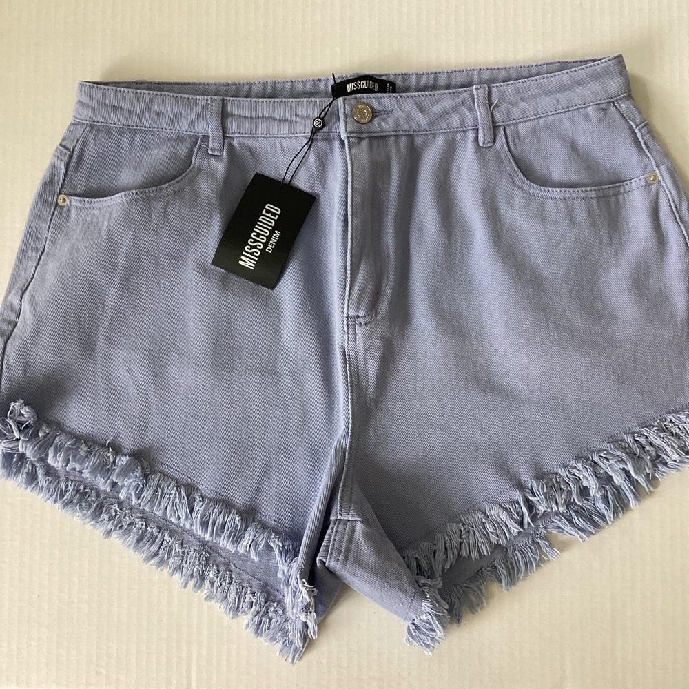 Missguided Women's Lilac Frayed Hem Shorts Size 14 NWT